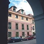 Nueva Allandesa Hotel