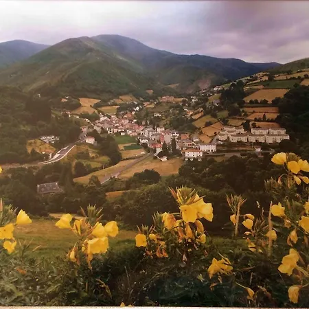 Nueva Allandesa Hotel 2*