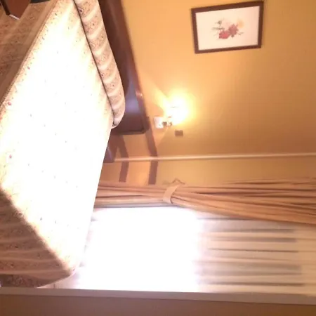Hotel Nueva Allandesa 2*